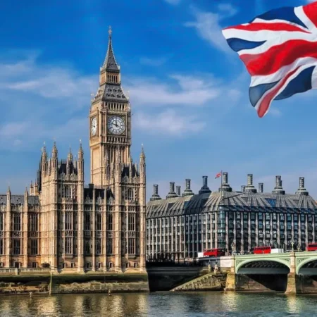 London Ministers Urged to Define ‘Harmful Gambling’ Amidst TfL Advertising Ban Debate: A Deep Dive into UK Regulatory Policy